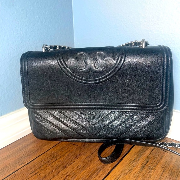 🖤 Tory Burch Fleming silver chain quilted bag flap bag crossbody bag travel bag - Picture 4 of 17
